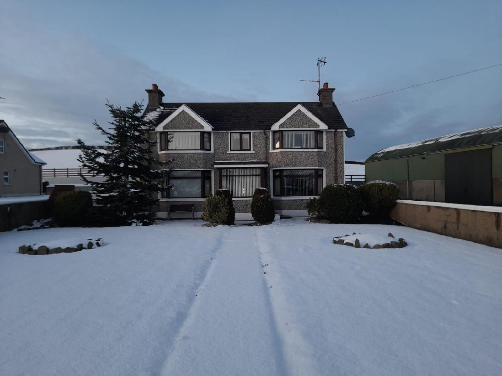 The Mournes View Farmhouse Ньюкасл Екстер'єр фото